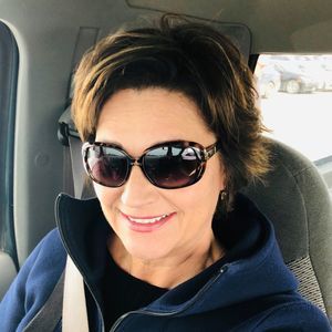 Meet your Posher, Annette